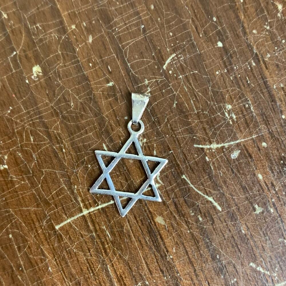 Vintage MCM MARKED‎ Silver Star of David Jewish Necklace Pendant Charm